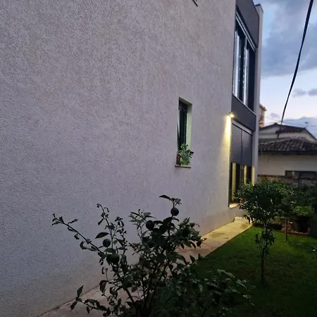 Laci Apartmán Tirana